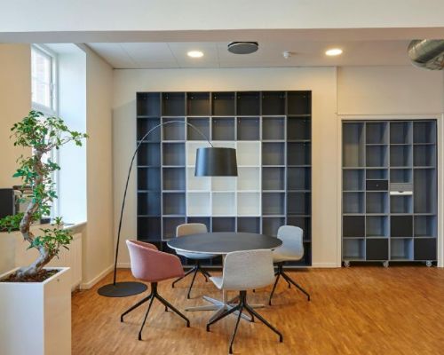 20-40 人會議場地｜專業設備，完美支援您的商務會議